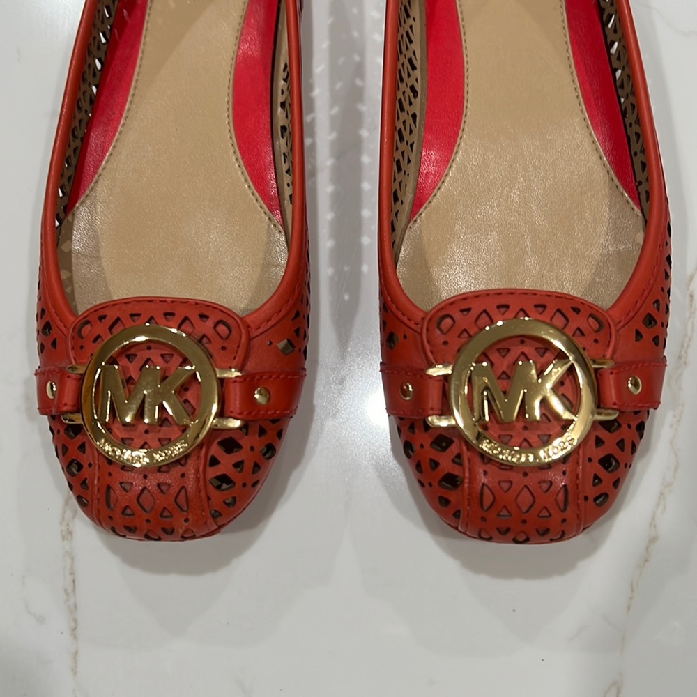 Michael Kors shoes. Size 6.5m. Burnt Orange. EUC. Flats.